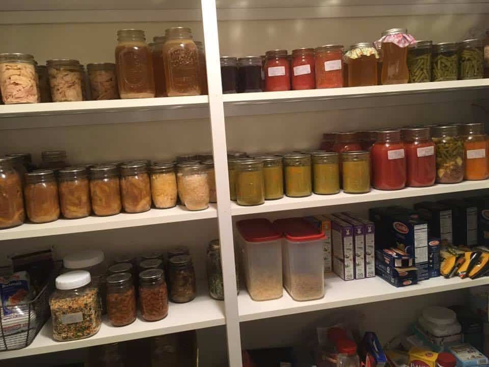 https://www.simplycanning.com/wp-content/uploads/Julie-D-Pantry-Home-Canning-Jars-Page.jpg